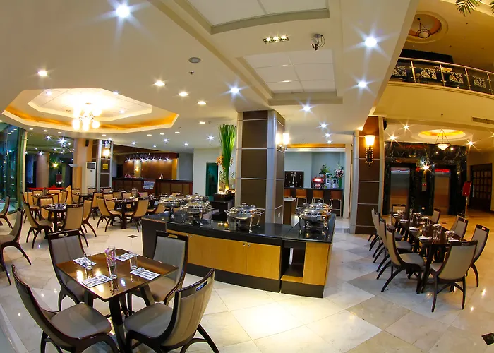 Sarrosa International Hotel And Residential Suites